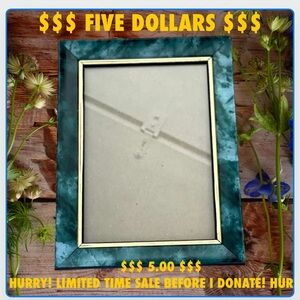 5x7 marble looking frame